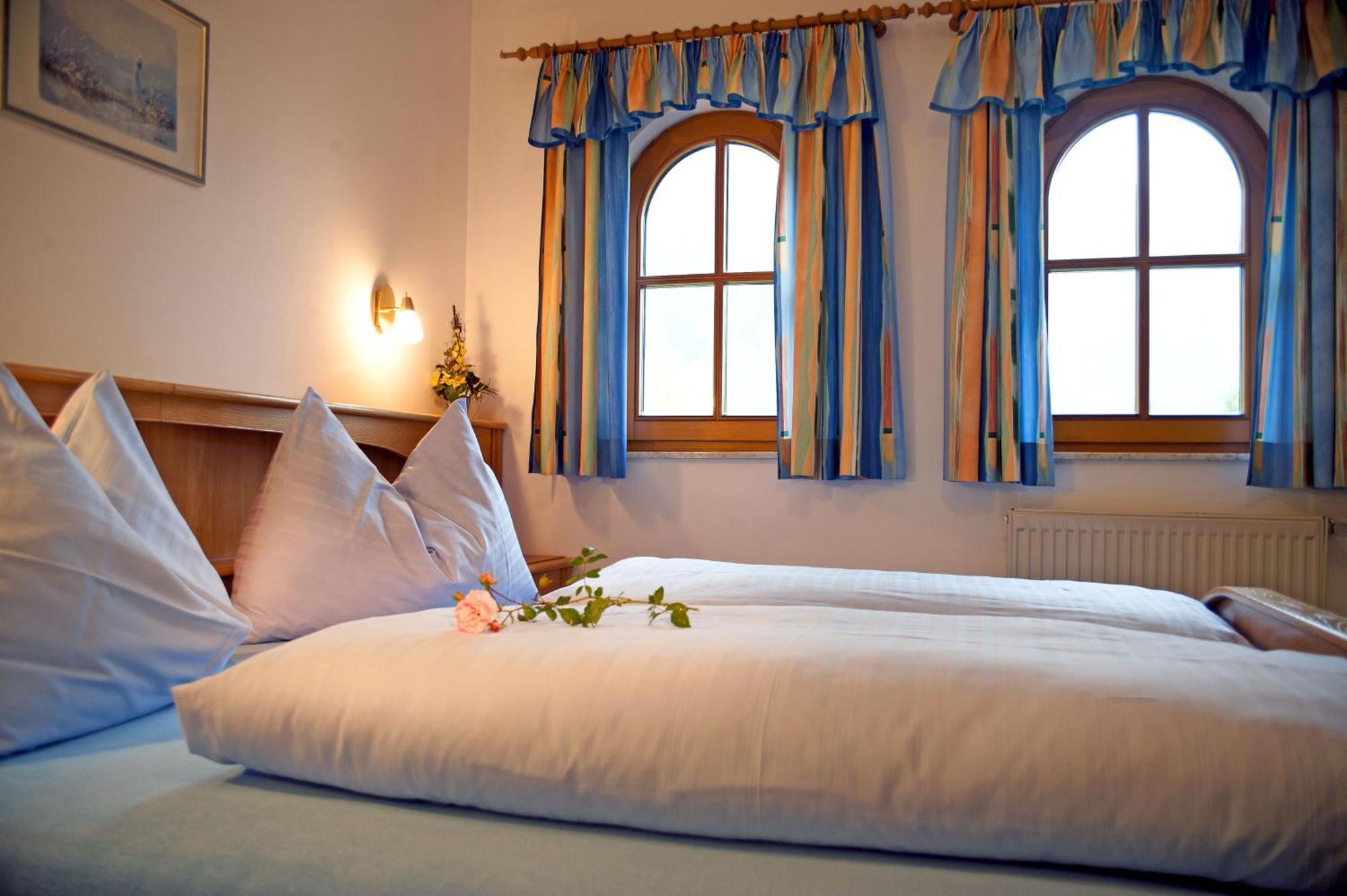 Gaestehaus Alpina Dorfgastein Esterno foto
