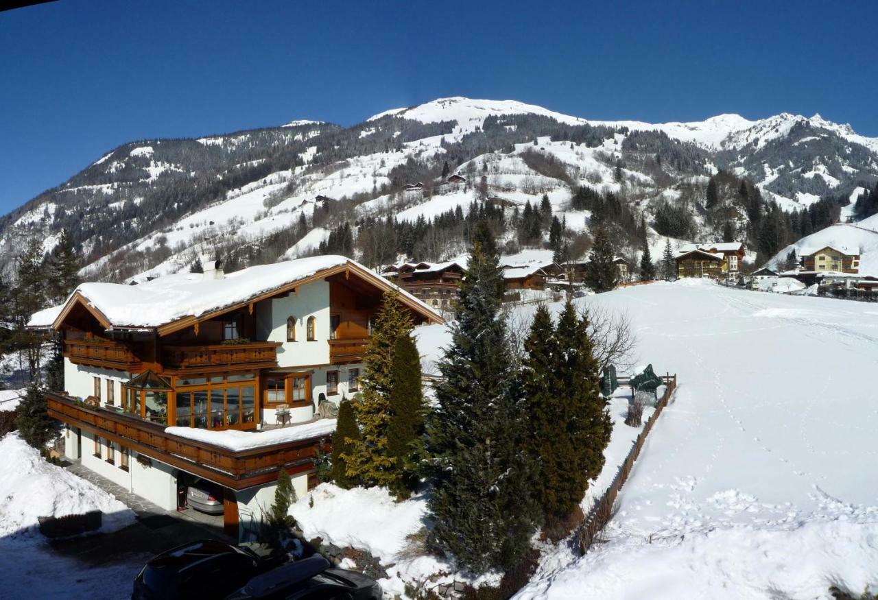 Gaestehaus Alpina Dorfgastein Esterno foto